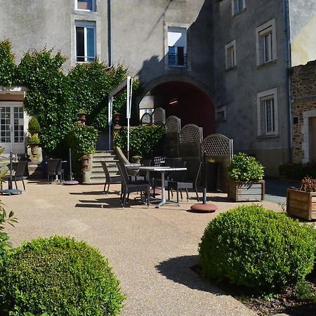 Logis Le Bretagne Otel Sillé-le-Guillaume Dış mekan fotoğraf
