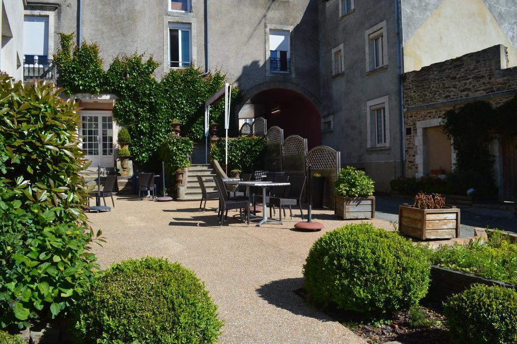 Logis Le Bretagne Otel Sillé-le-Guillaume Dış mekan fotoğraf